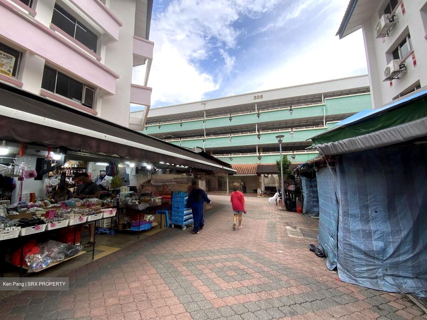305 WOODLANDS STREET 31 (D25), Retail #483088961